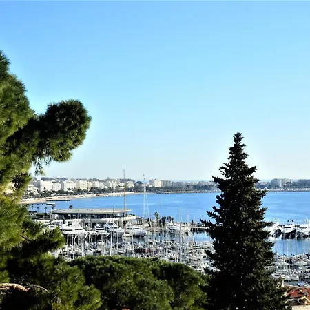 Les Romarins *